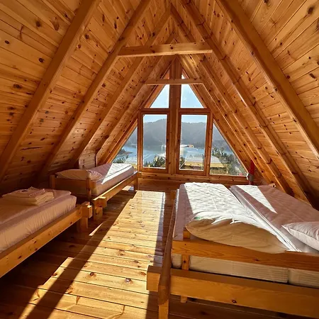 Villa Zaovinska Idila *