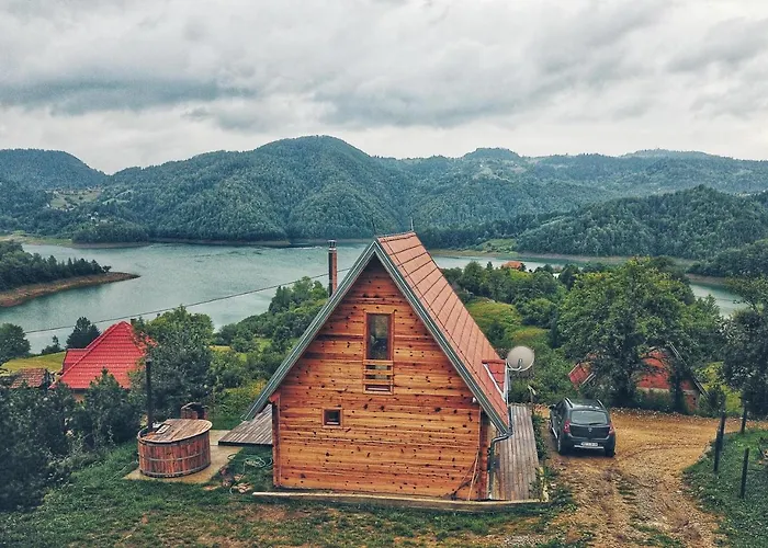 Zaovinska Idila Vilă Bjelusa